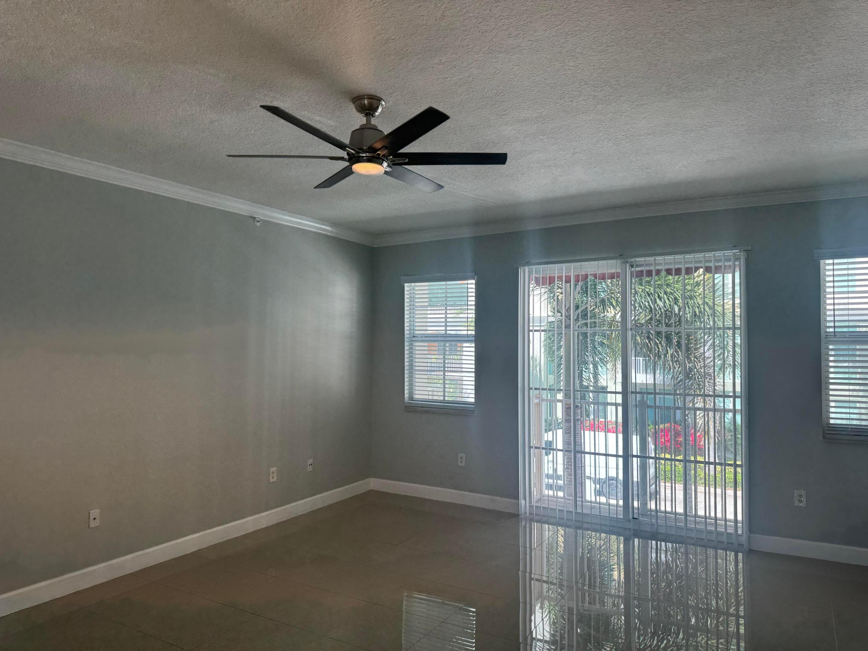 MOORINGS AT LANTANA TOWNHOUSES CONDO - Residential Lease