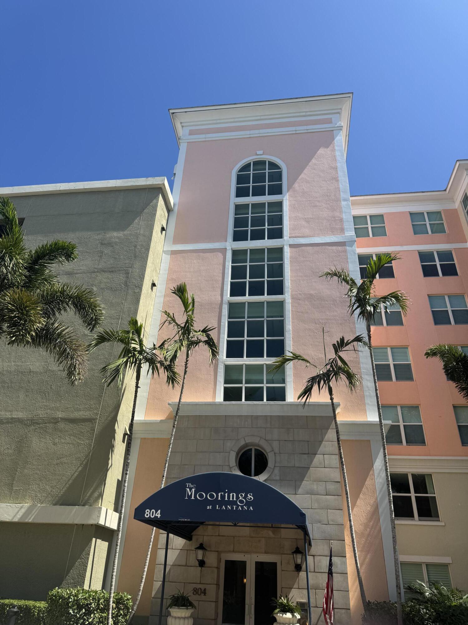 MOORINGS AT LANTANA TOWNHOUSES CONDO - Residential Lease