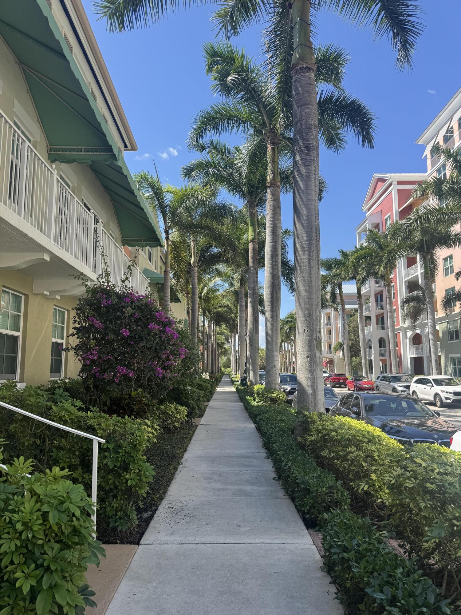 MOORINGS AT LANTANA TOWNHOUSES CONDO - Residential Lease