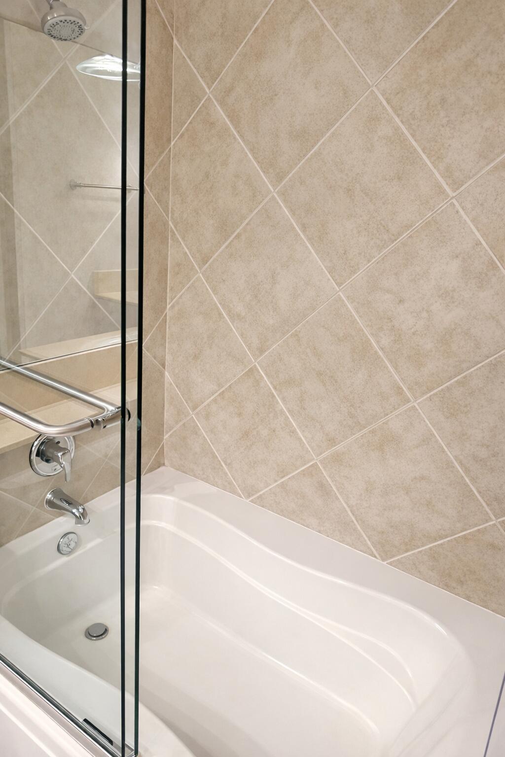 MOORINGS AT LANTANA TOWNHOUSES CONDO - Residential Lease