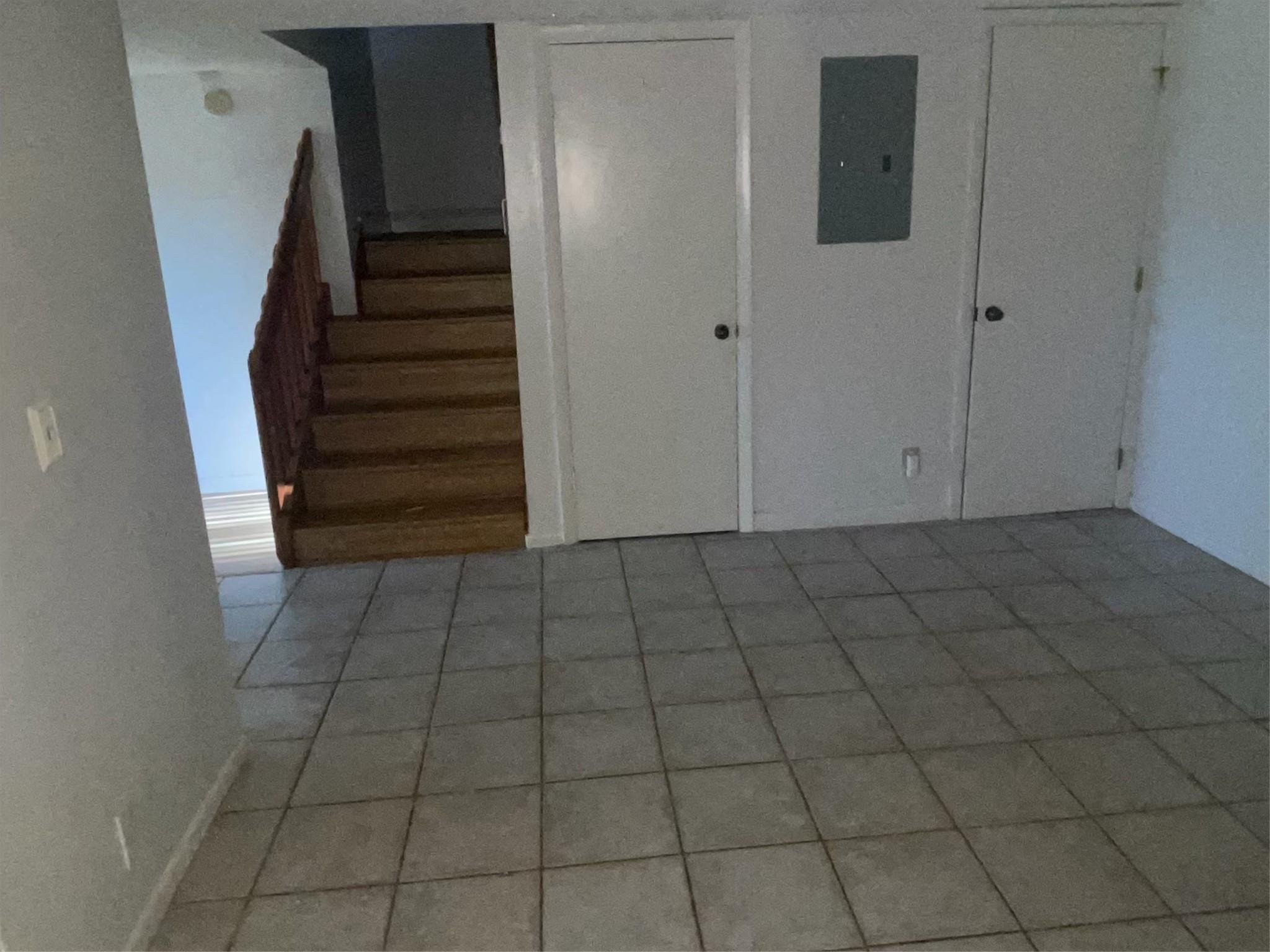 EVERGREEN LAKES - Residential