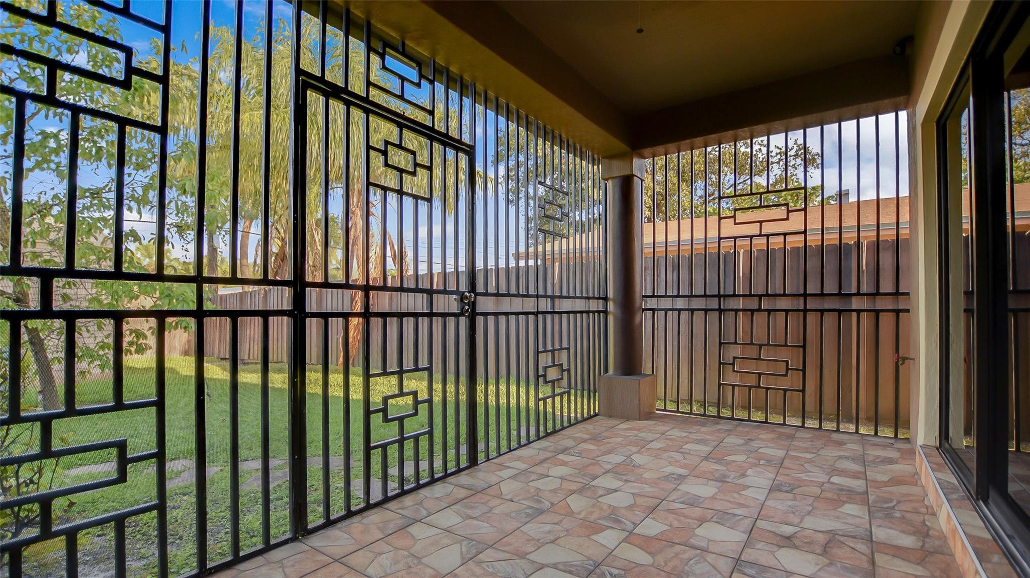 Hubbards 106-27 B - Residential Income