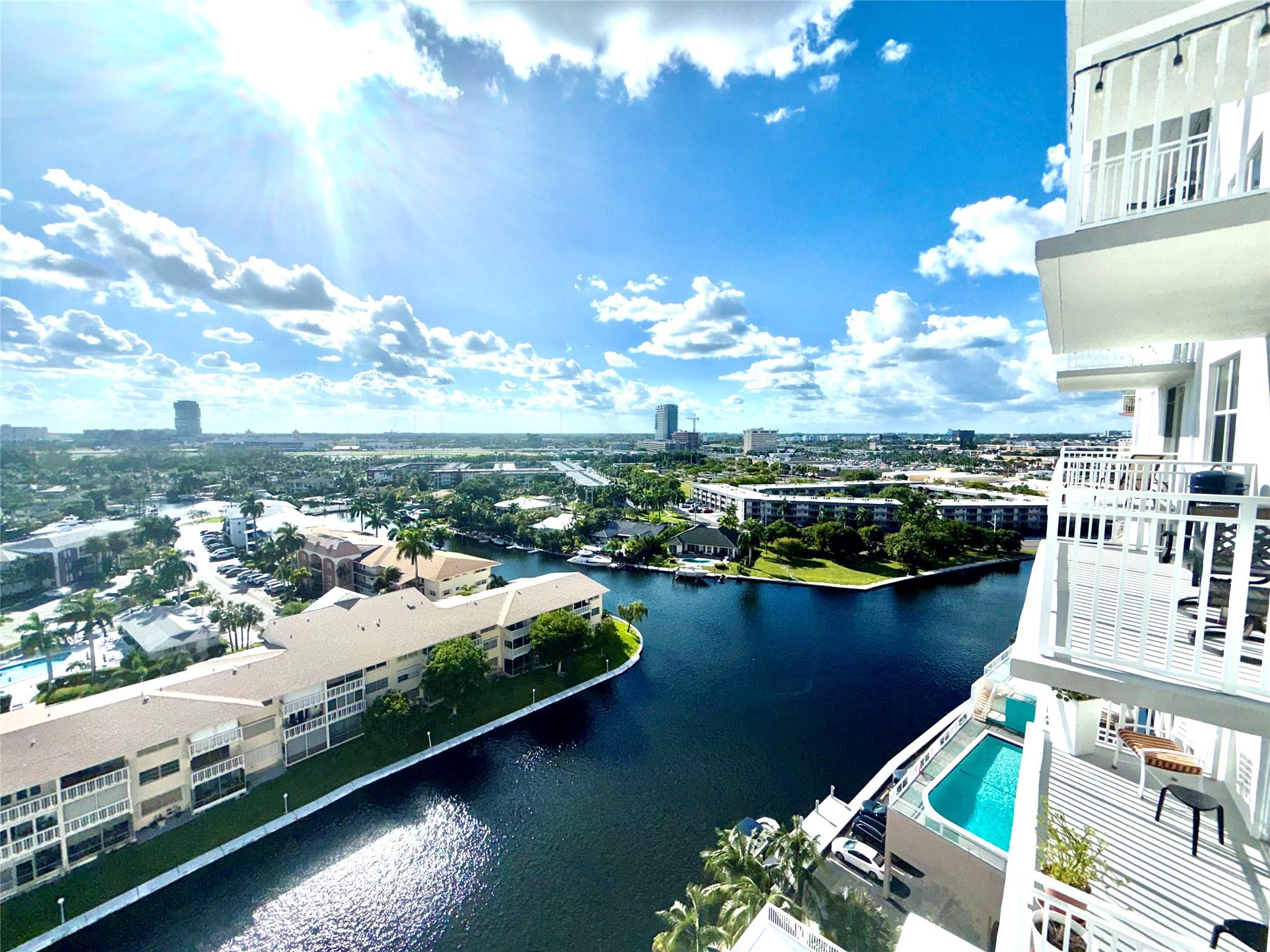 427 Golden Isles Dr 14B