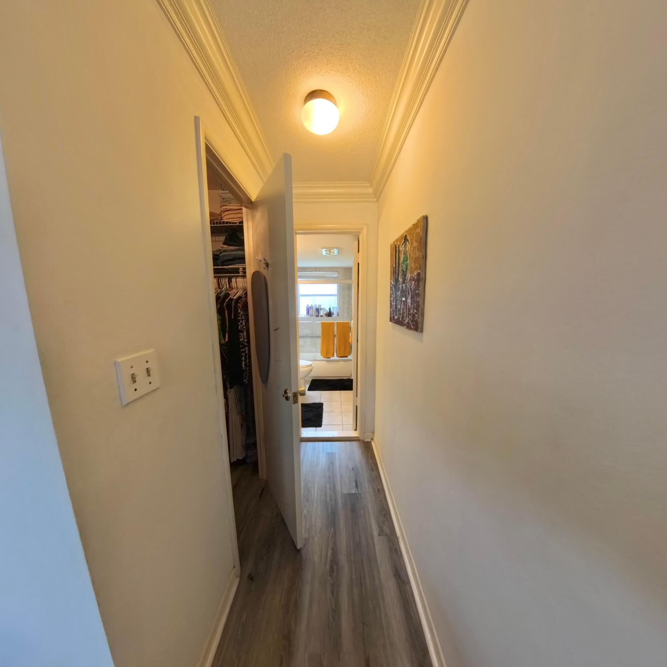 CRYSTAL LAKE CONDO 4100 - Residential