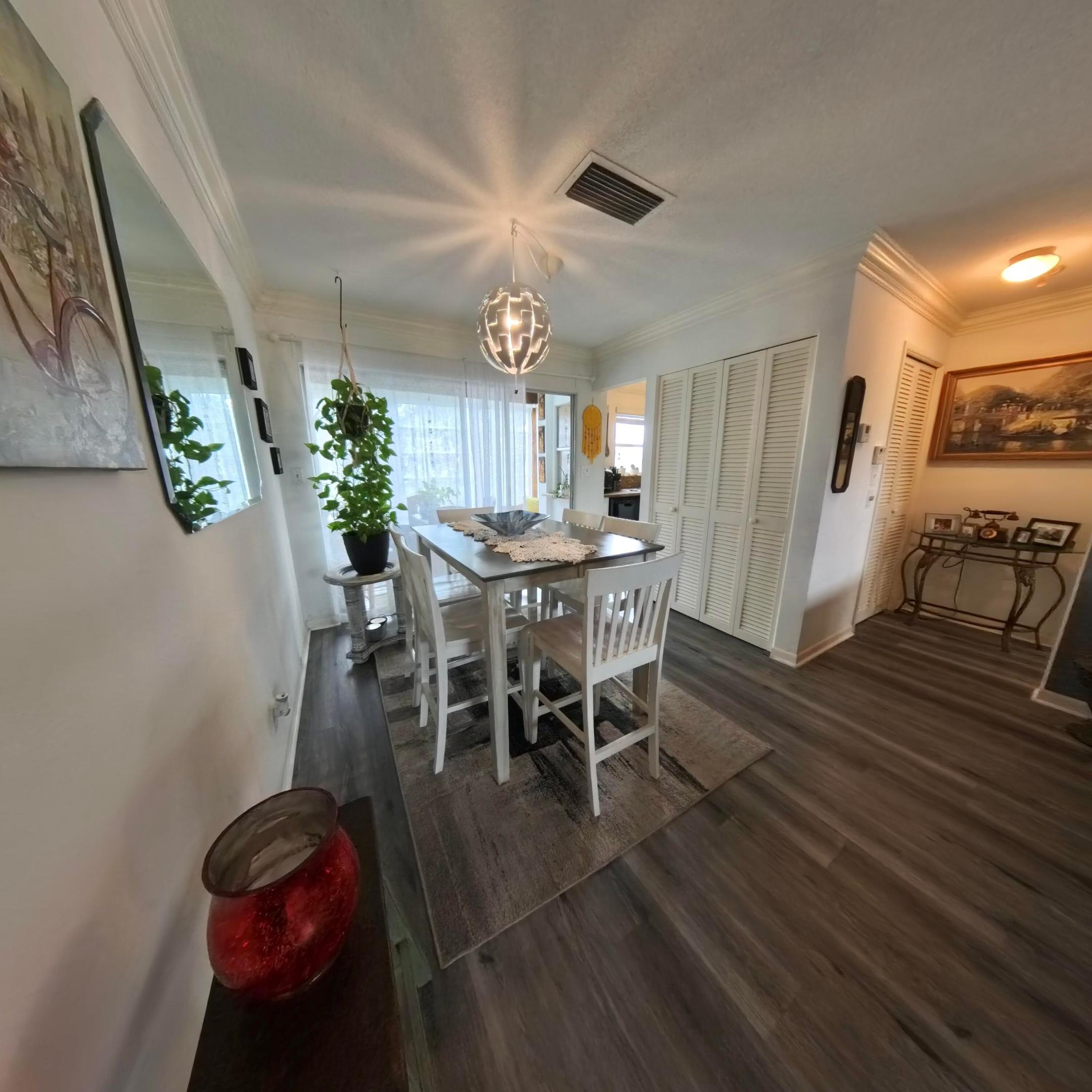 CRYSTAL LAKE CONDO 4100 - Residential