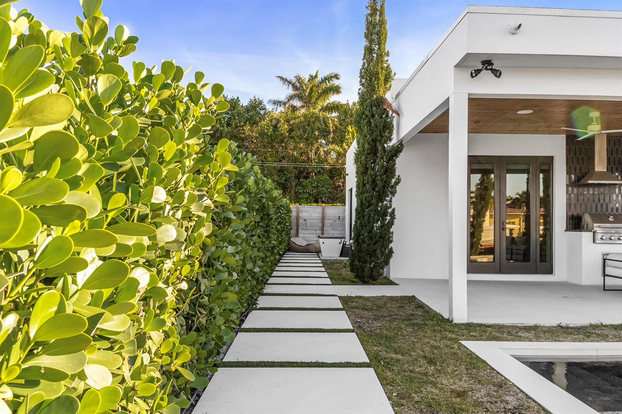 HYPOLUXO PARK IN - Residential