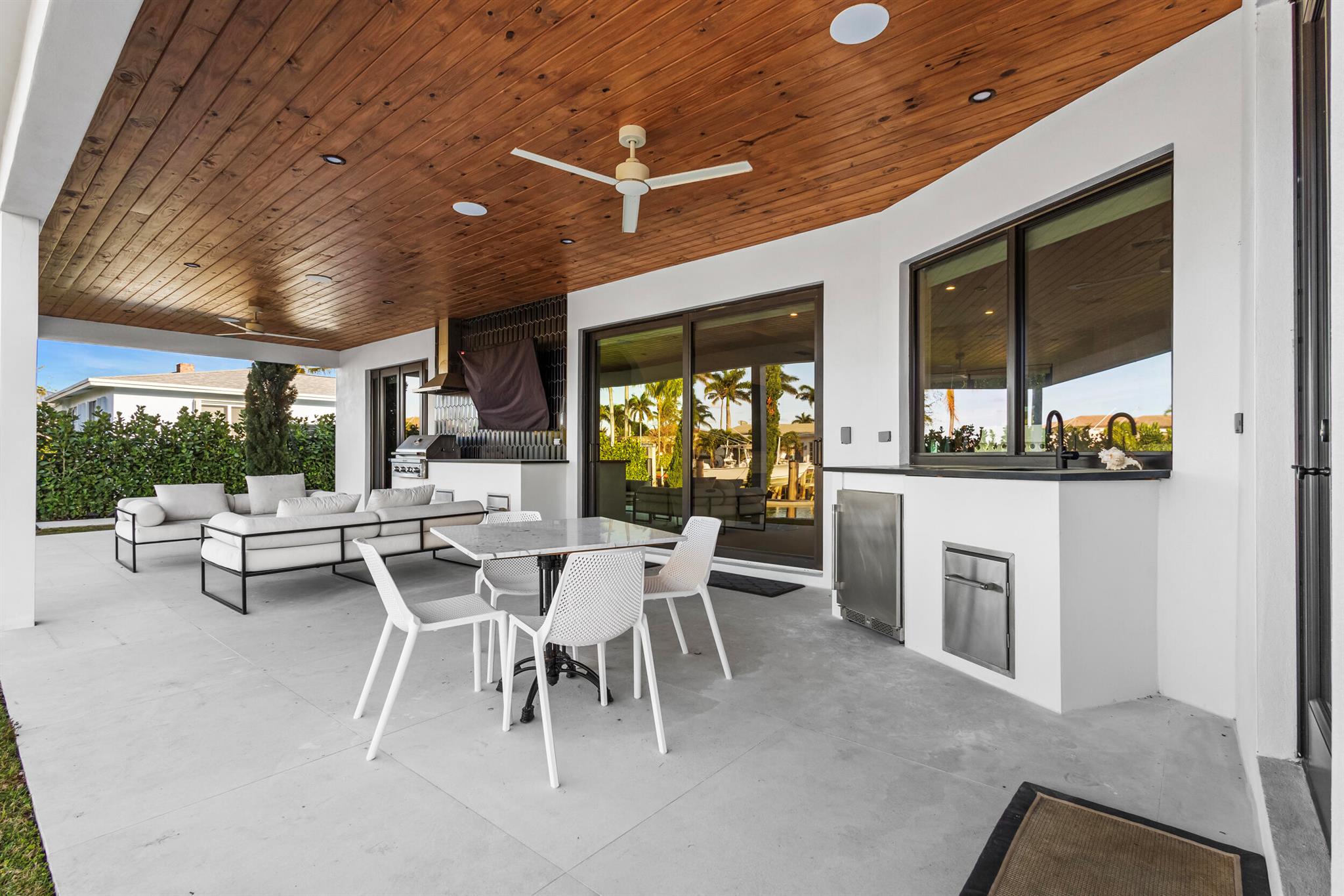 HYPOLUXO PARK IN - Residential