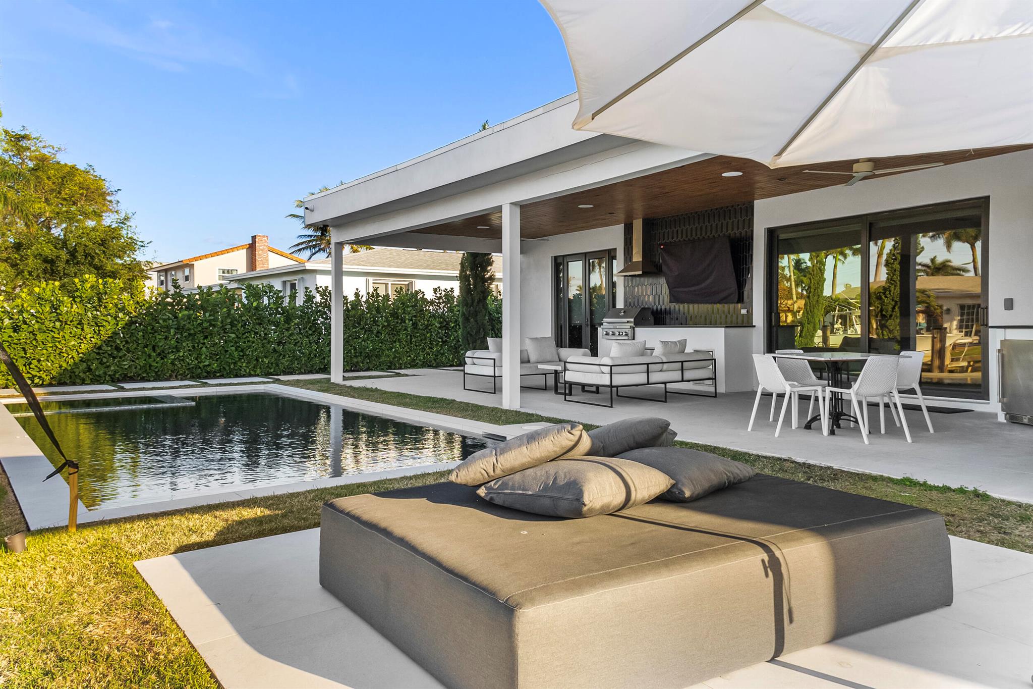 HYPOLUXO PARK IN - Residential