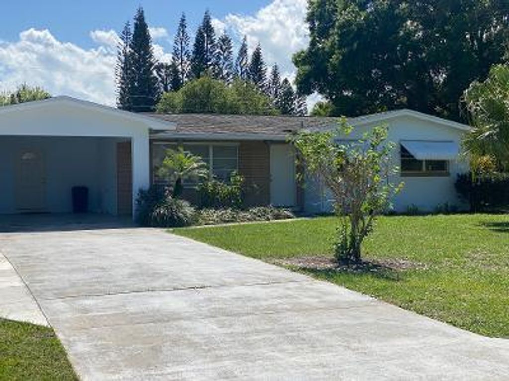 Photo of 7503 Penny Lane, Fort Pierce, FL 34951 (MLS # R10792900)