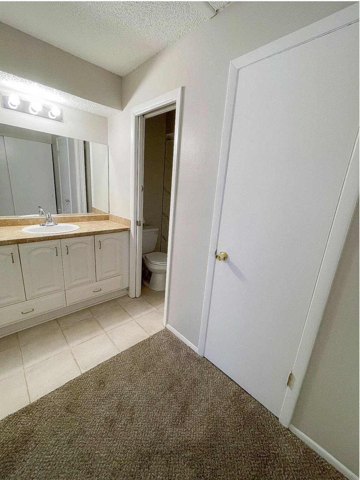 INDIAN PINES VILLAGE - Residential Lease