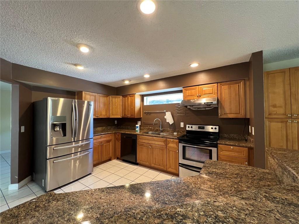 Lakeview Homes At Centura - Residential