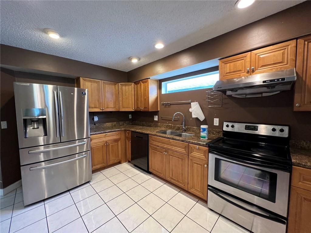 Lakeview Homes At Centura - Residential