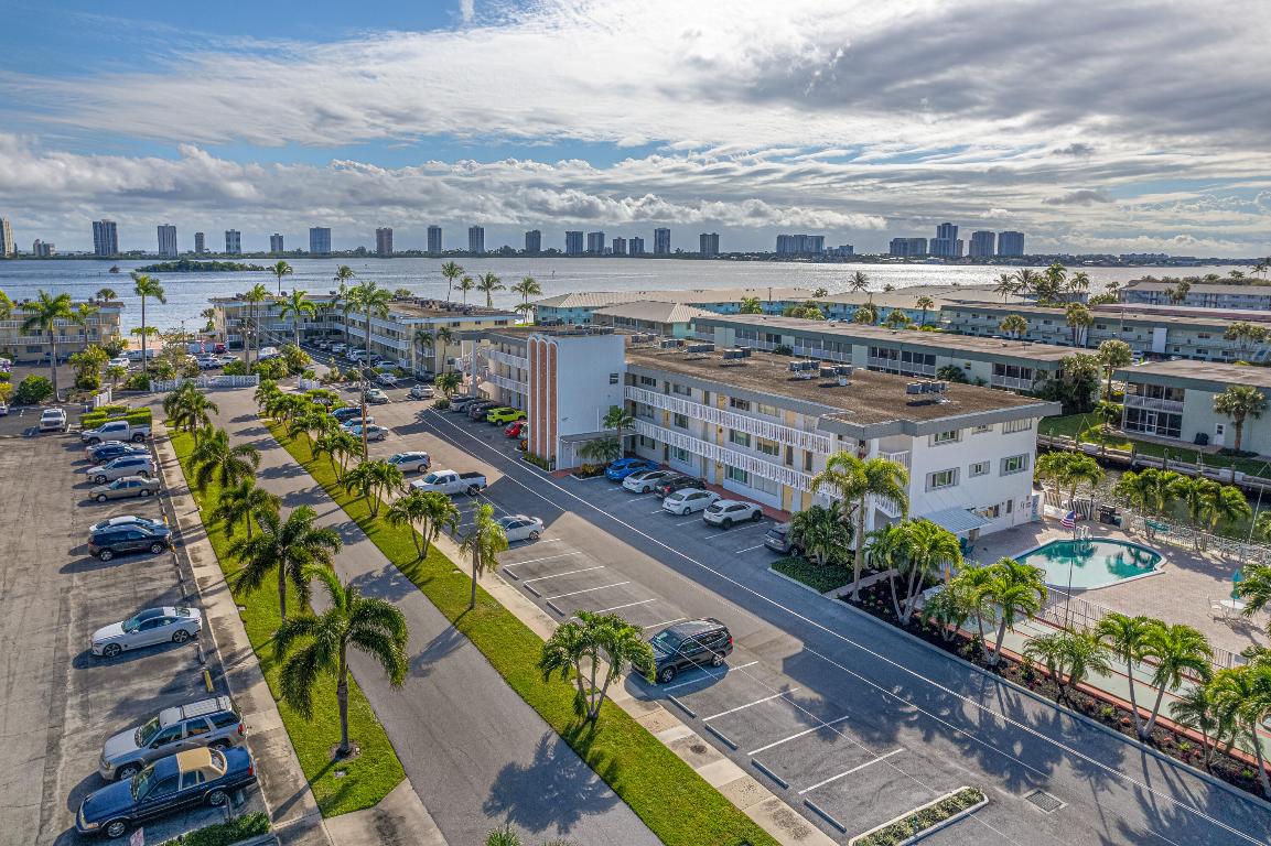 LAKE COLONY APTS TWO INC - Residential