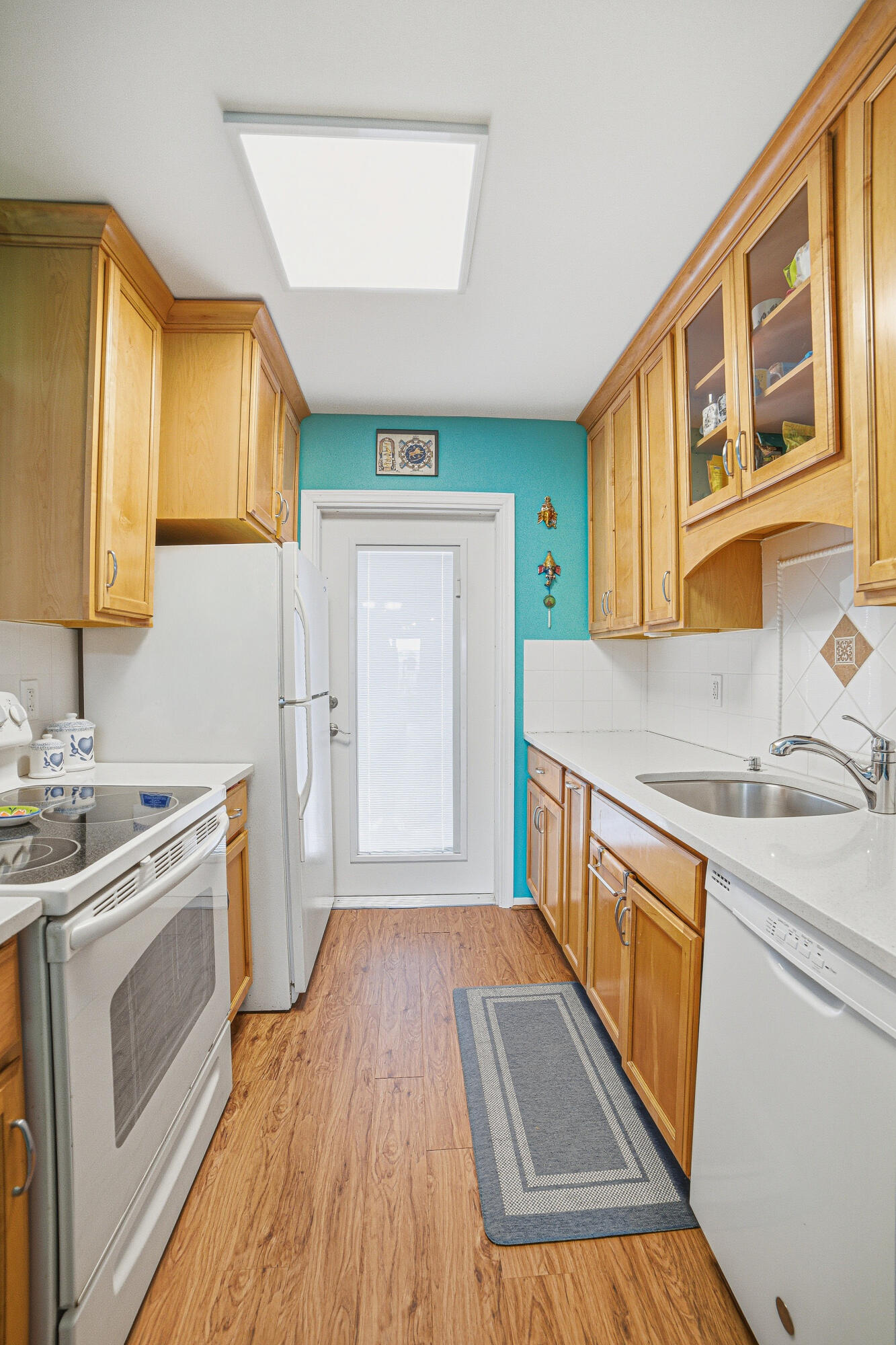 LAKE COLONY APTS TWO INC - Residential