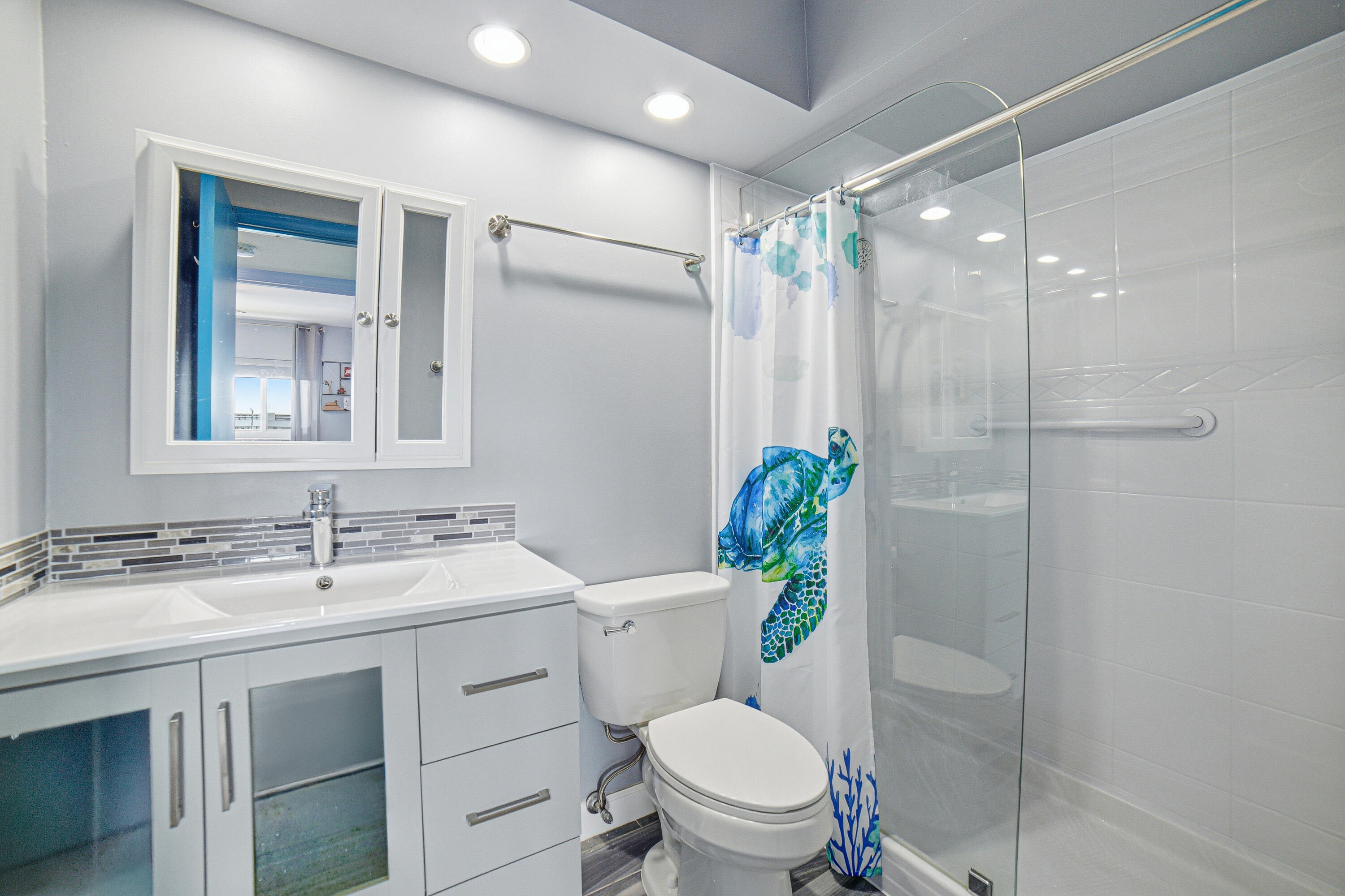 LAKE COLONY APTS TWO INC - Residential