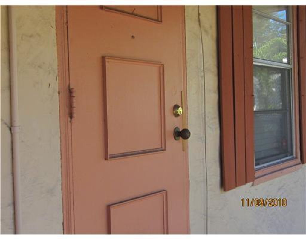 Photo of 808 SE 6th Court #1, Fort Lauderdale, FL 33301 (MLS # B26027986)