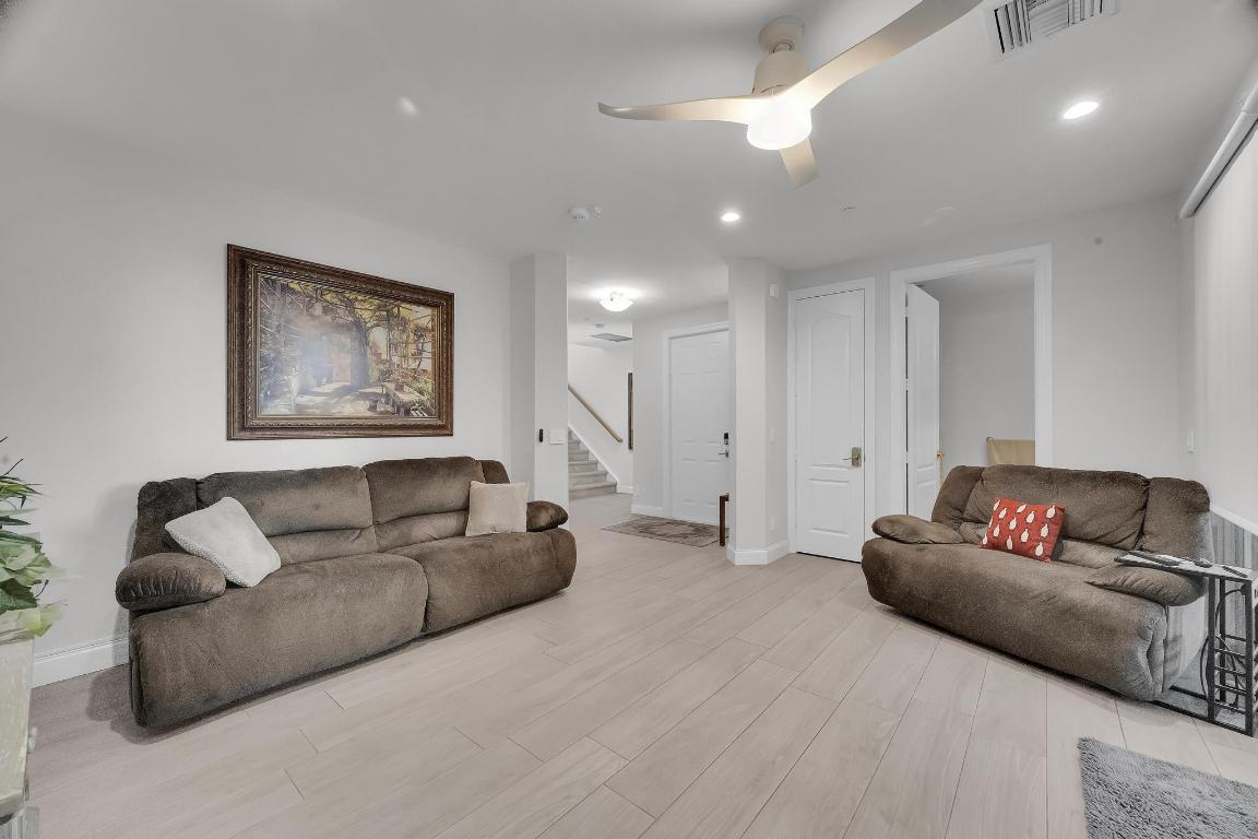 5600 NE Trieste Terrace