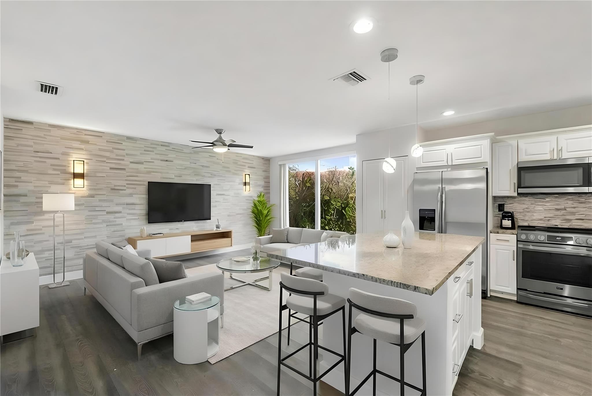 Coral Ridge Drive Comm - Residential