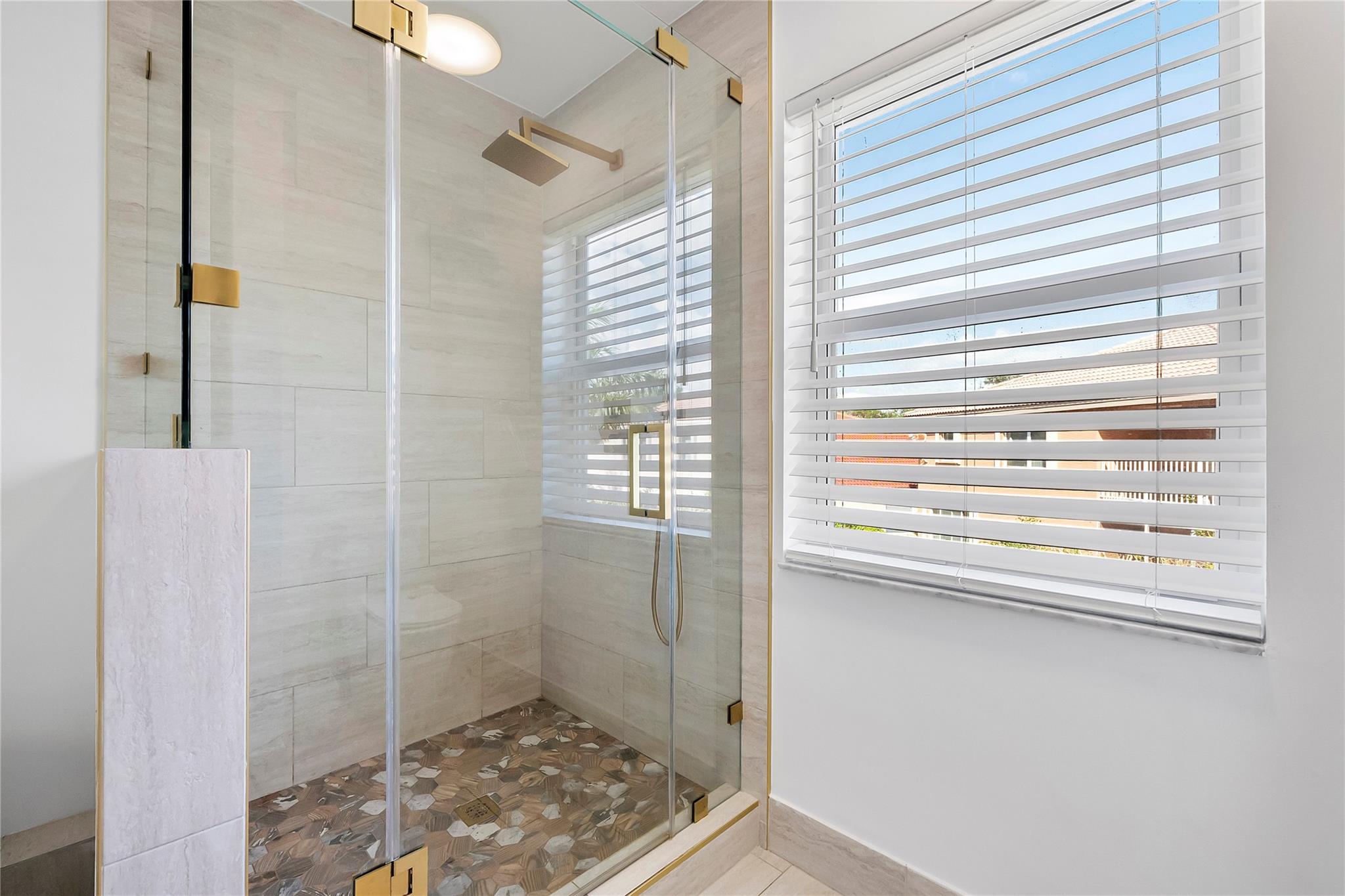 Coral Ridge Drive Comm - Residential