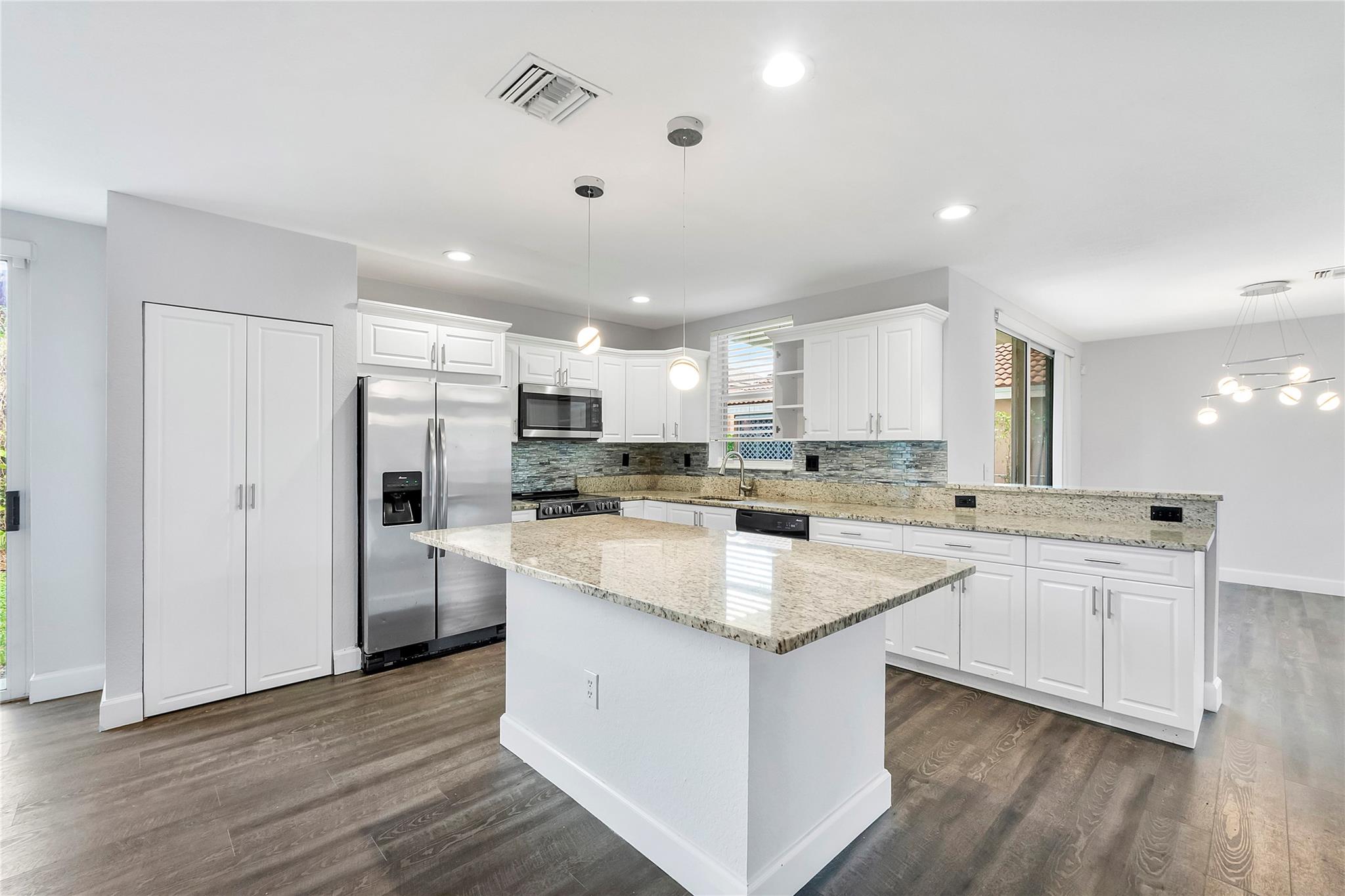 Coral Ridge Drive Comm - Residential