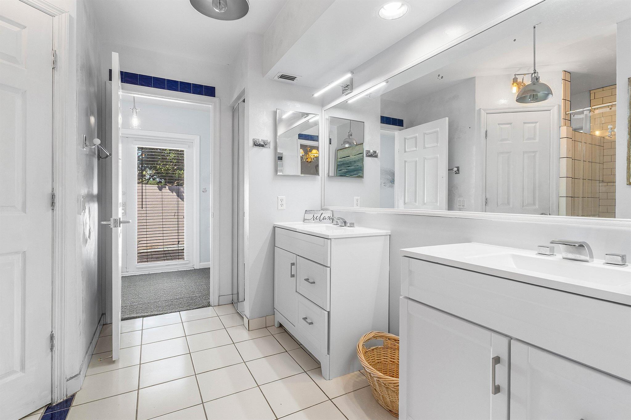 LAGOON PARK - Residential