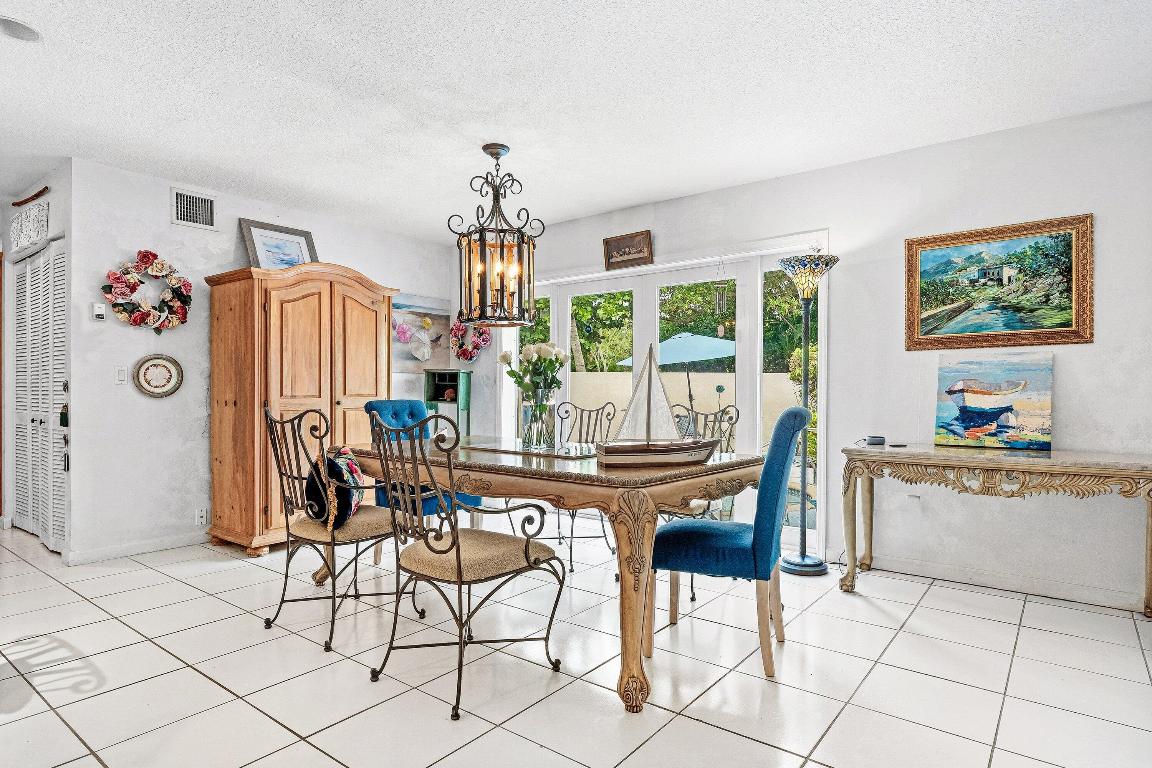 LAGOON PARK - Residential