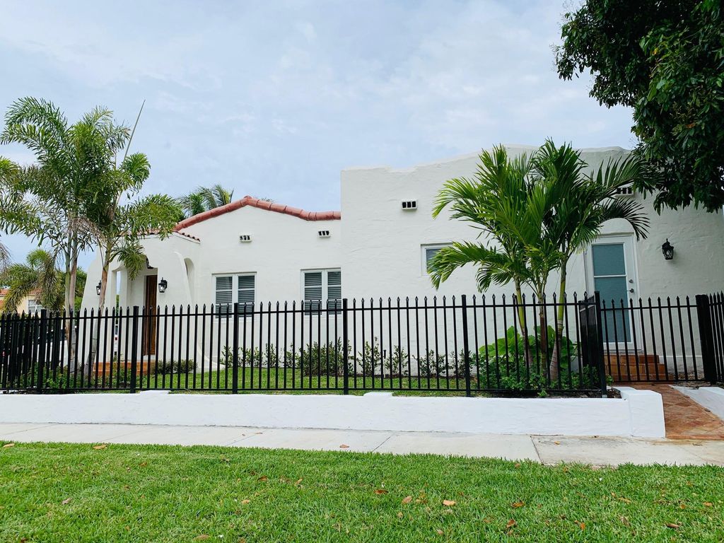 Photo of 2200 Florida Avenue, West Palm Beach, FL 33401 (MLS # R11140430)