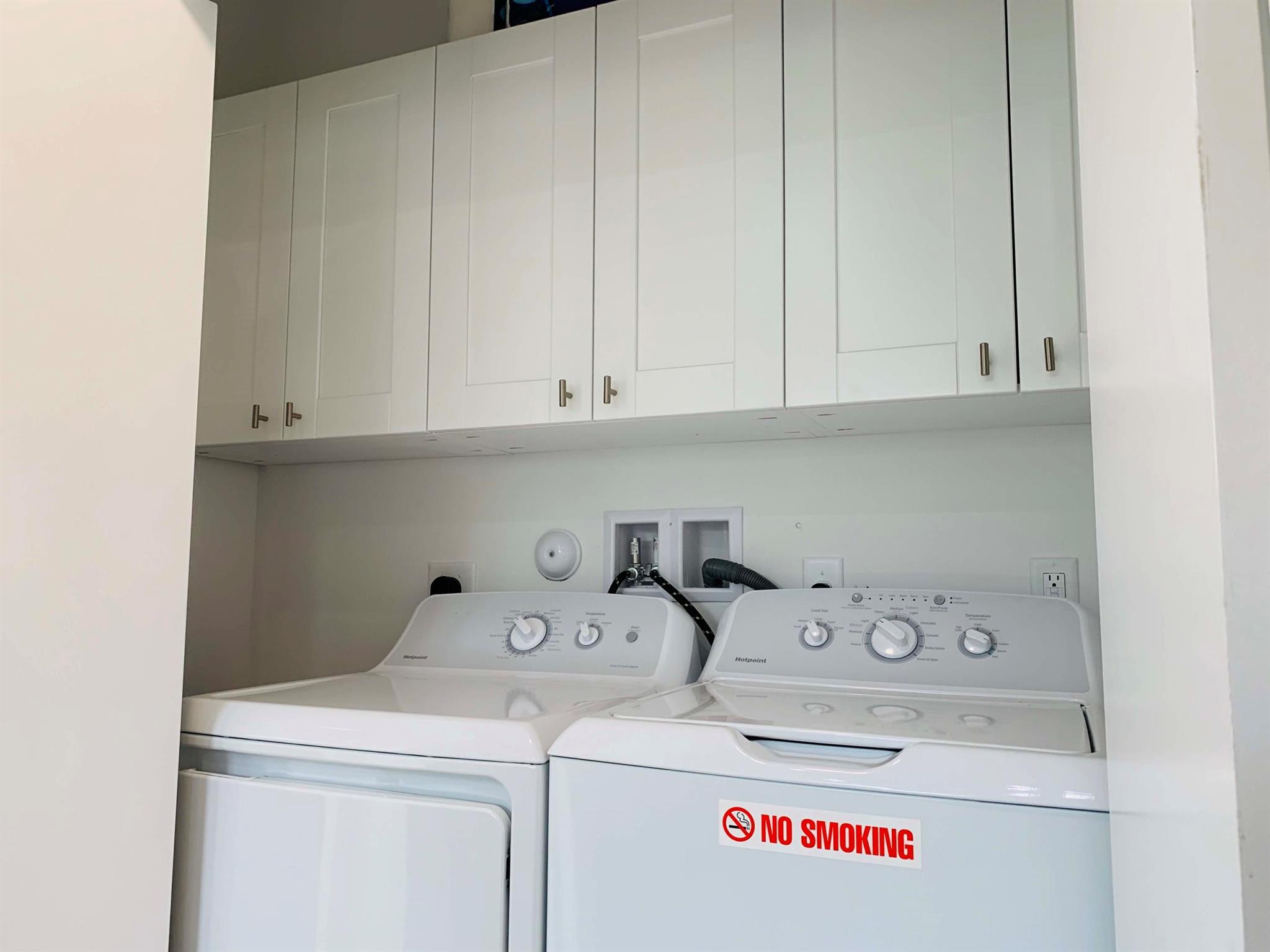 FLAMINGO PARK - Residential Lease