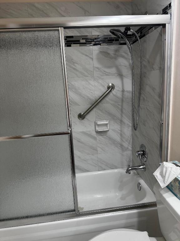 KINGS POINT FLANDERS CONDOS - Residential