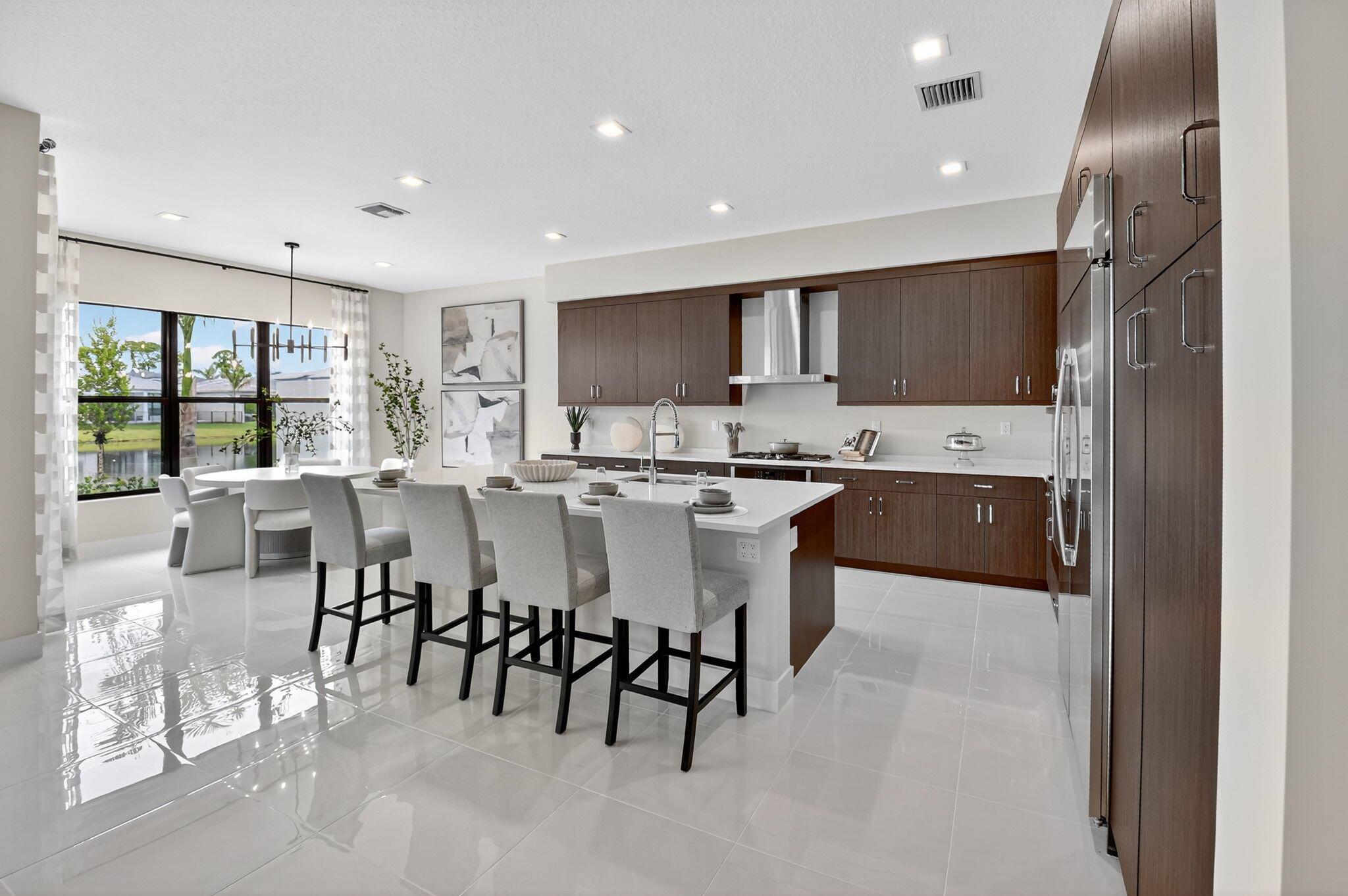 LOTUS EDGE - Residential