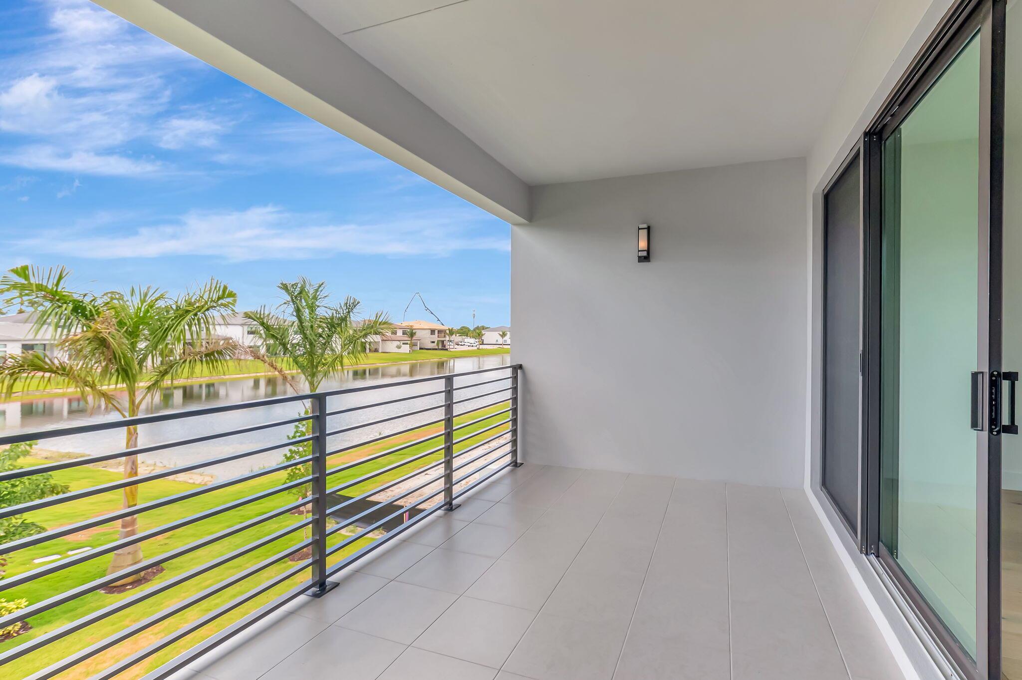 LOTUS EDGE - Residential