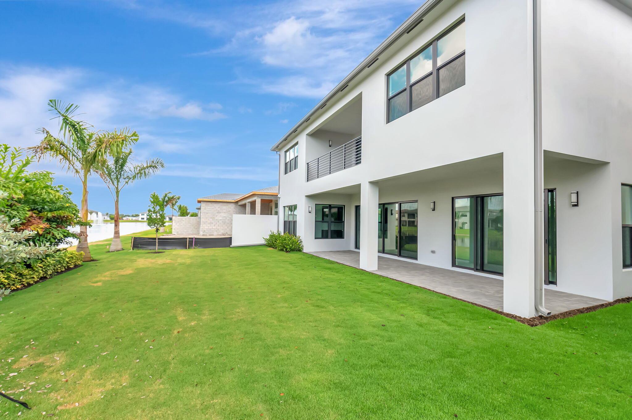 LOTUS EDGE - Residential