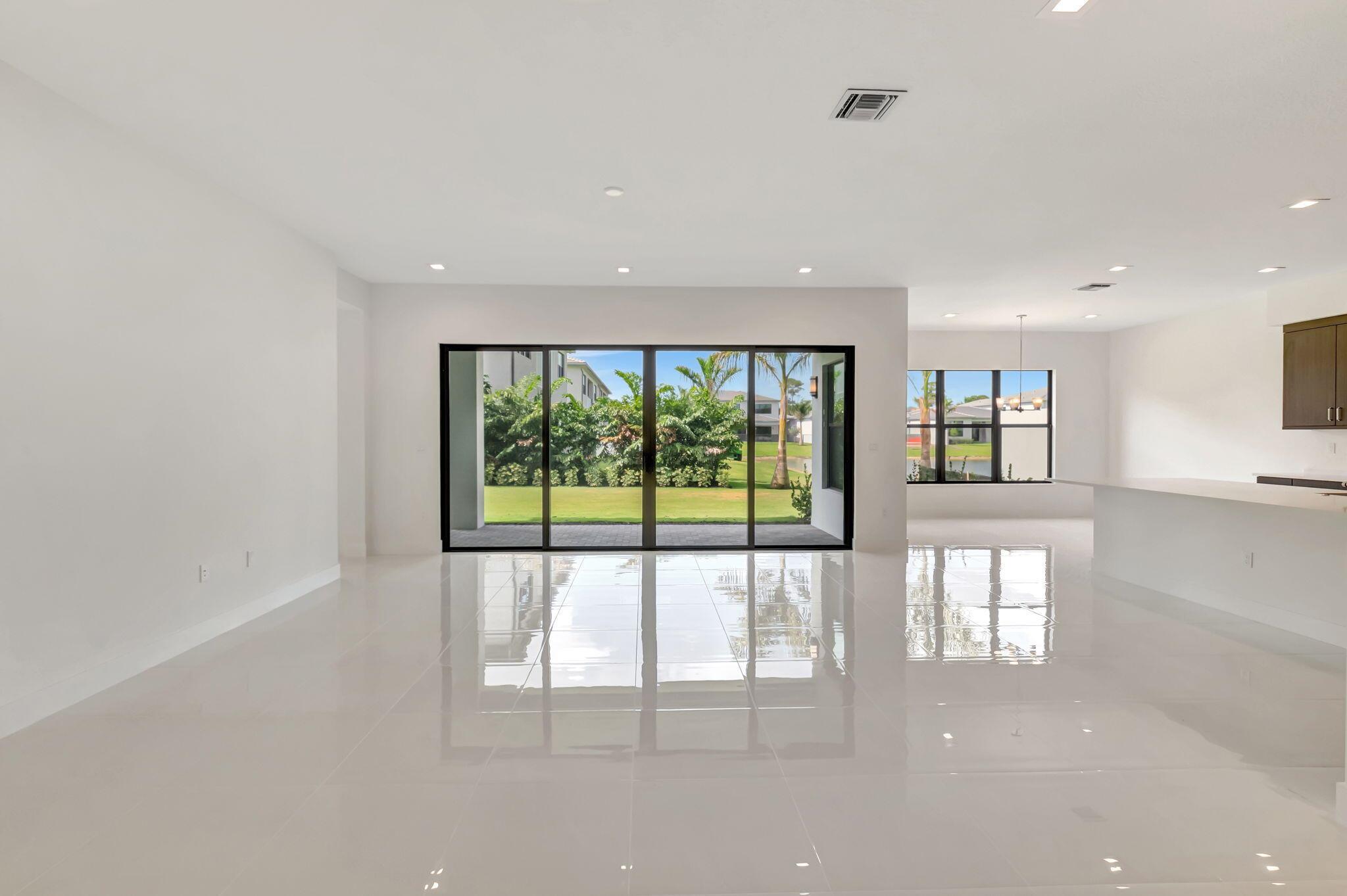 9436 Riverside Park Drive
