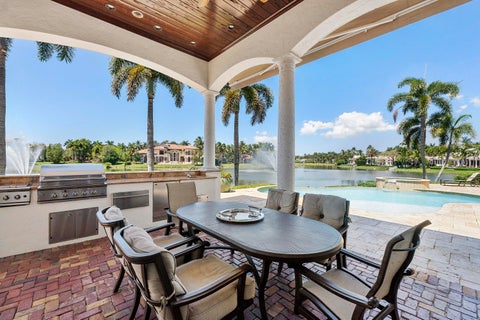 Tiny photo for 366 Sweet Bay Avenue, Plantation, FL 33324 (MLS # B26041700)