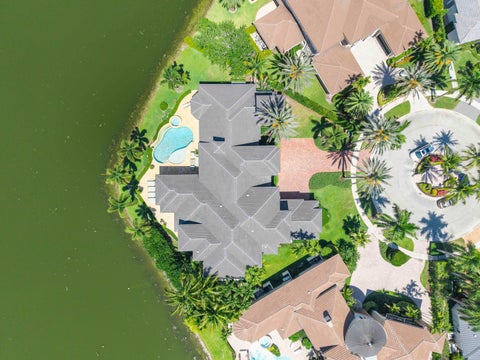 Tiny photo for 366 Sweet Bay Avenue, Plantation, FL 33324 (MLS # B26041700)