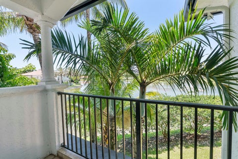 Tiny photo for 366 Sweet Bay Avenue, Plantation, FL 33324 (MLS # B26041700)