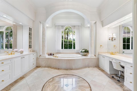 Tiny photo for 366 Sweet Bay Avenue, Plantation, FL 33324 (MLS # B26041700)