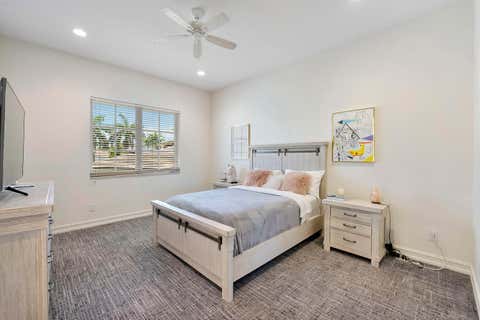 Tiny photo for 366 Sweet Bay Avenue, Plantation, FL 33324 (MLS # B26041700)