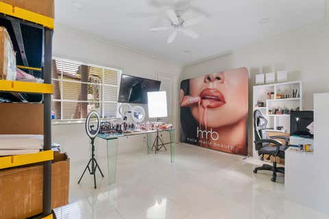 Tiny photo for 366 Sweet Bay Avenue, Plantation, FL 33324 (MLS # B26041700)