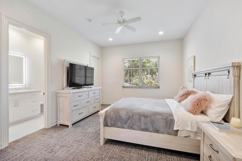 Tiny photo for 366 Sweet Bay Avenue, Plantation, FL 33324 (MLS # B26041700)