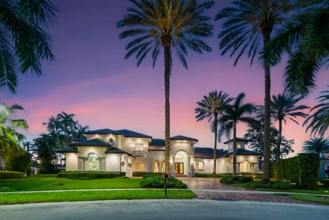 Tiny photo for 366 Sweet Bay Avenue, Plantation, FL 33324 (MLS # B26041700)