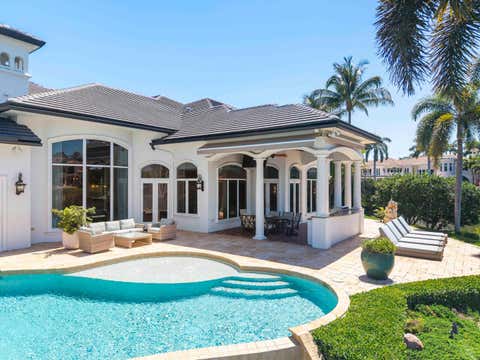 Tiny photo for 366 Sweet Bay Avenue, Plantation, FL 33324 (MLS # B26041700)