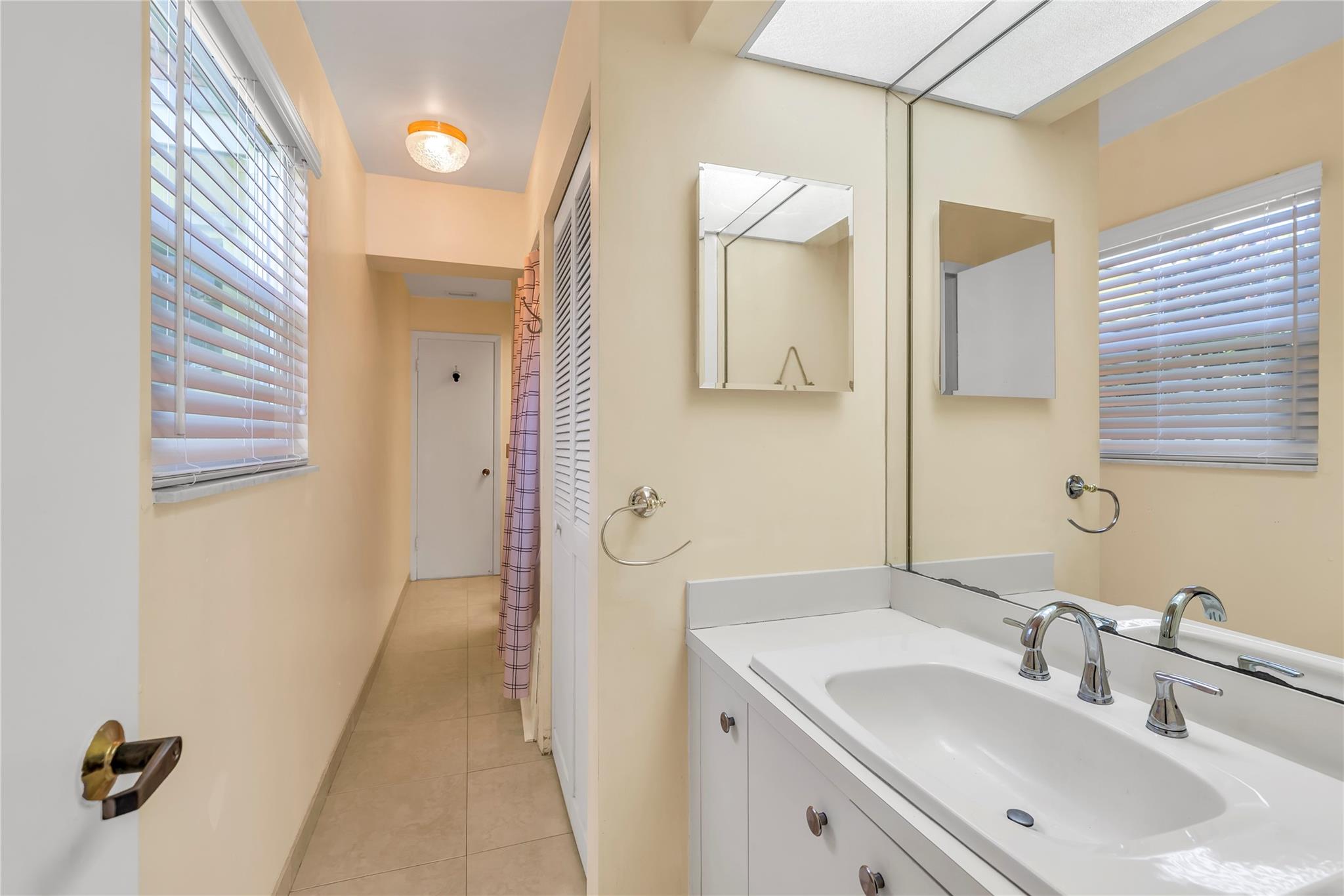 Douglas Park 45-29 B - Residential