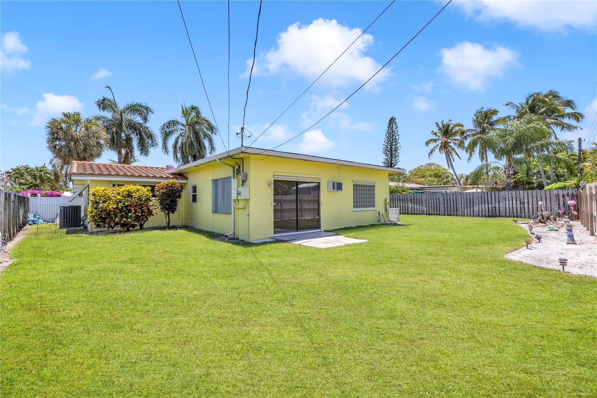 Douglas Park 45-29 B - Residential
