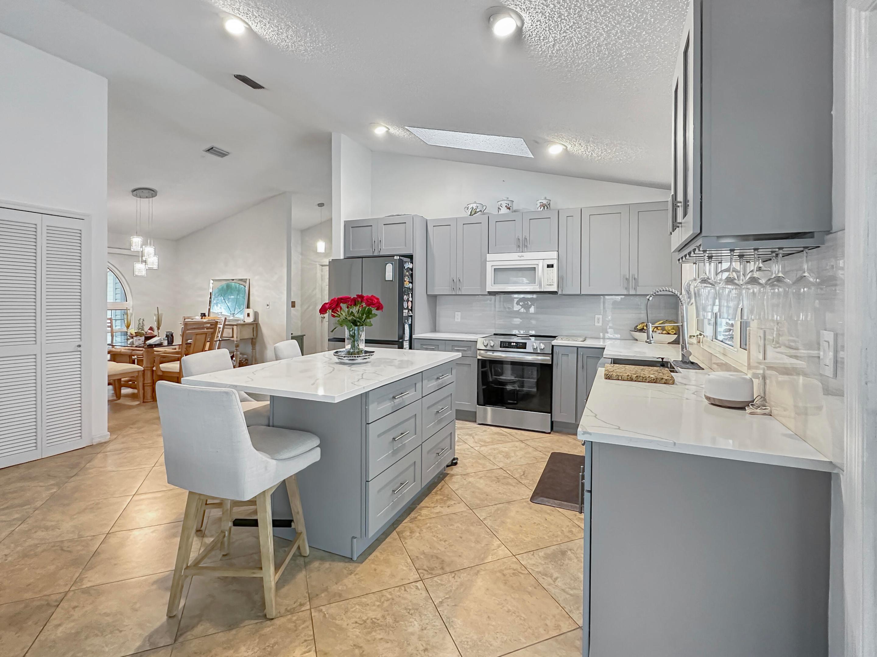 SEBASTIAN HIGHLANDS UNIT 17 - Residential