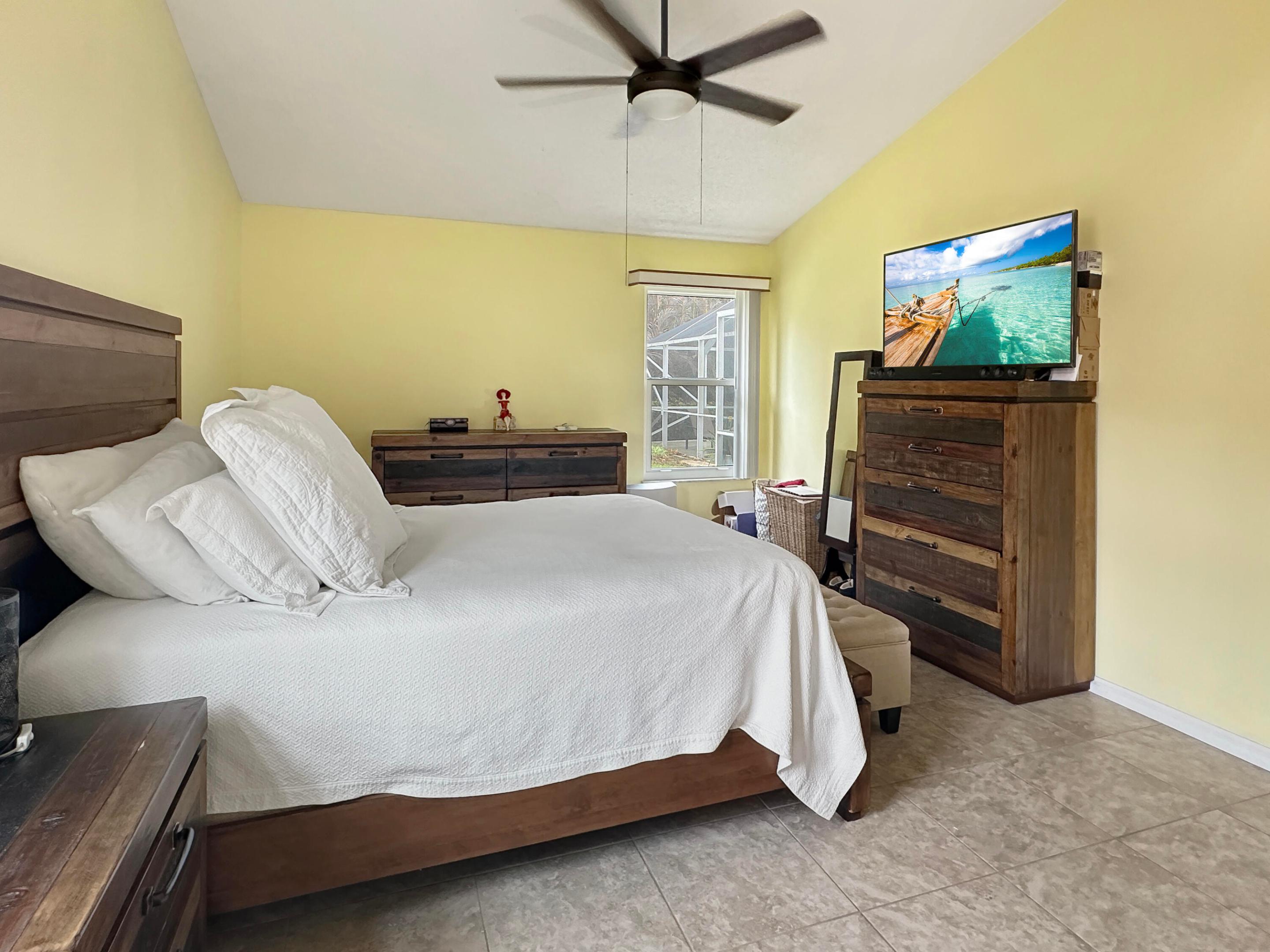 SEBASTIAN HIGHLANDS UNIT 17 - Residential