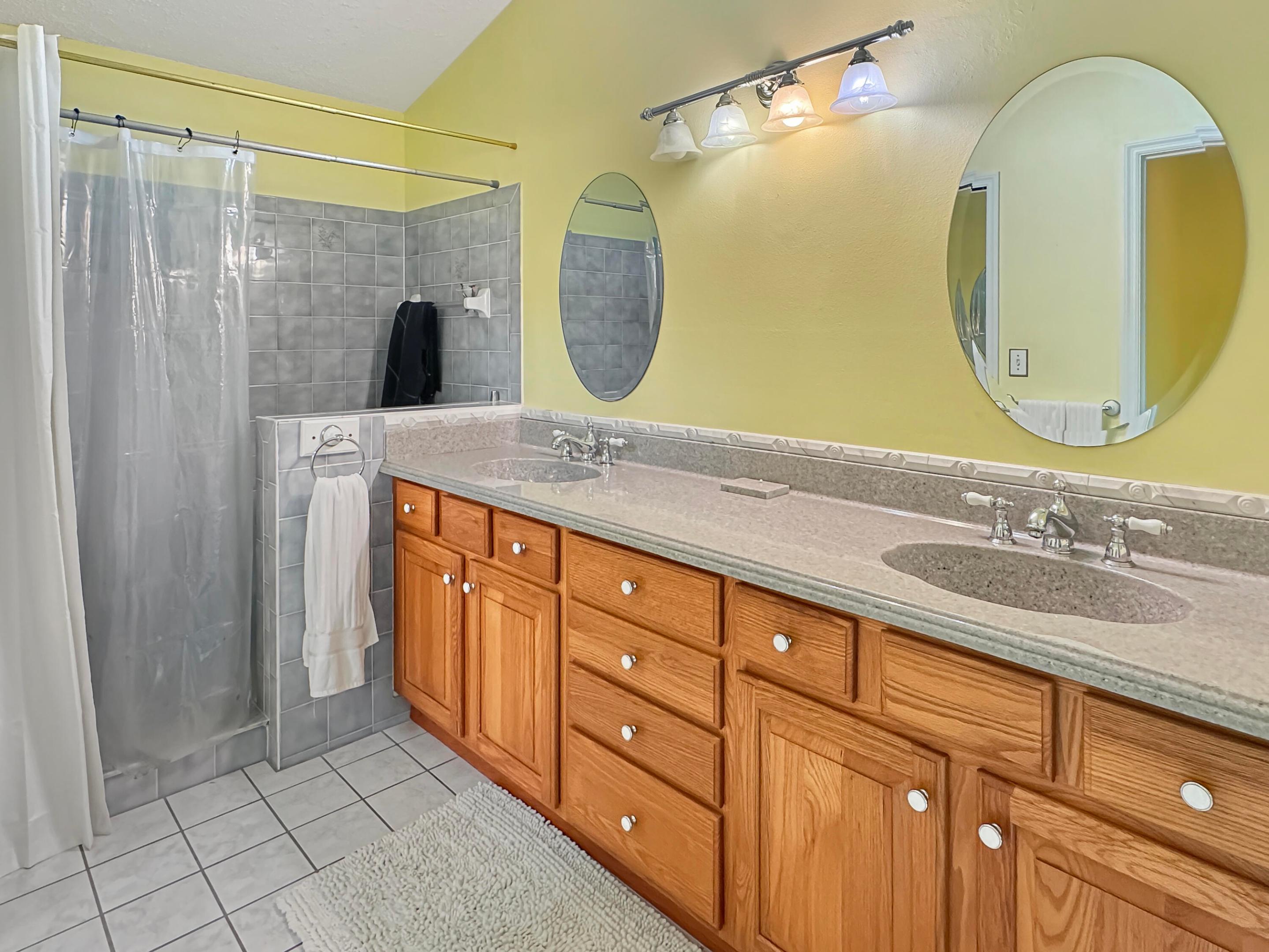 SEBASTIAN HIGHLANDS UNIT 17 - Residential