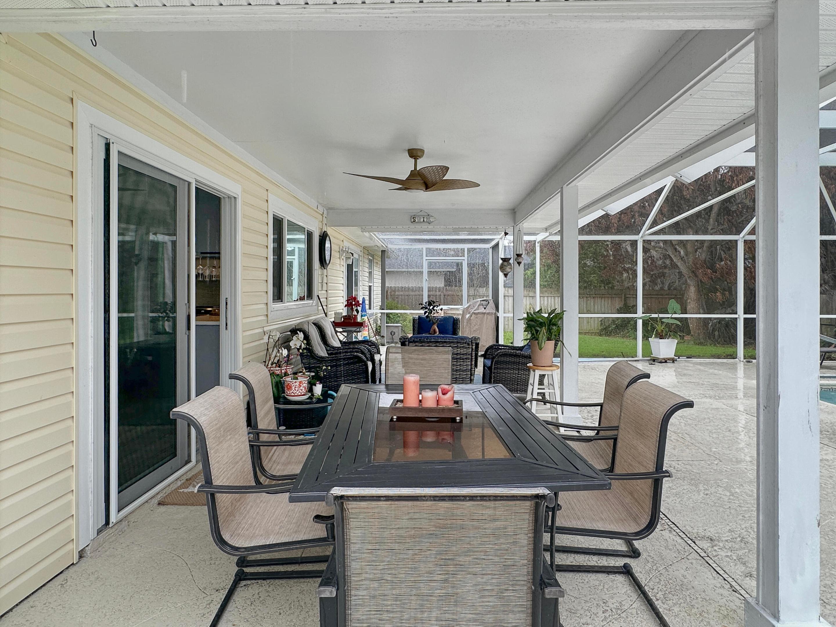 SEBASTIAN HIGHLANDS UNIT 17 - Residential