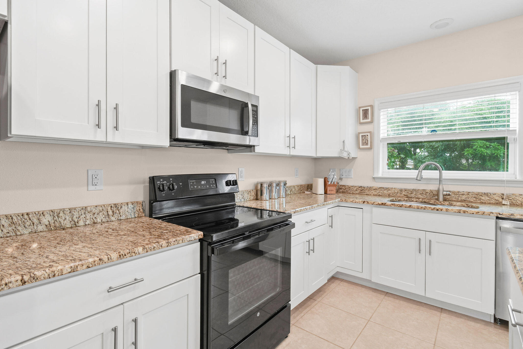 PORT ST LUCIE SECTION 17 - Residential