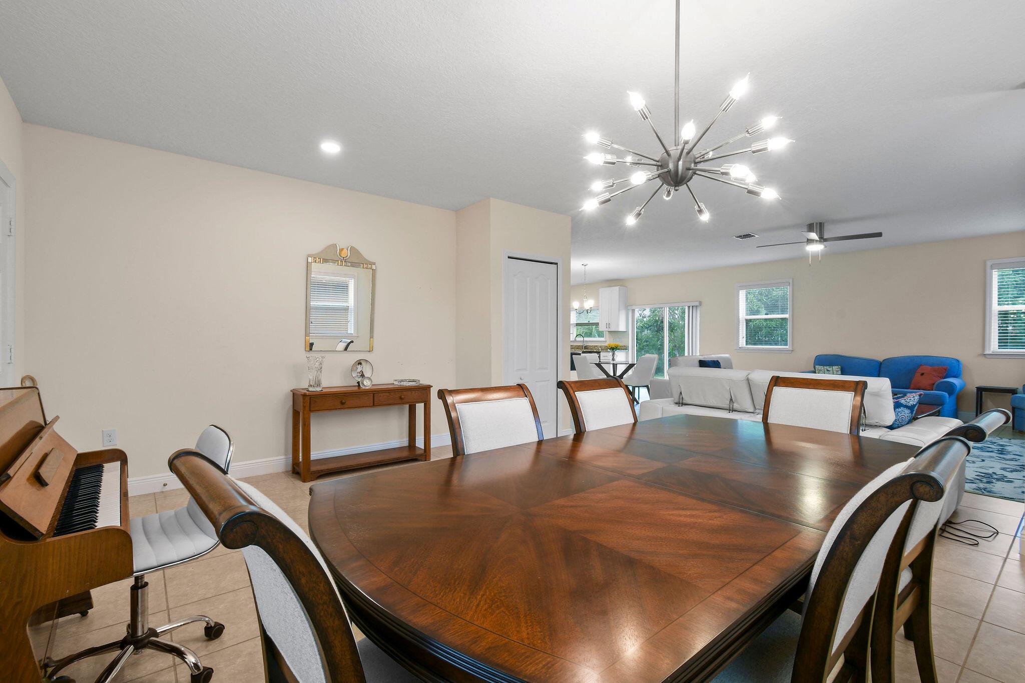 PORT ST LUCIE SECTION 17 - Residential